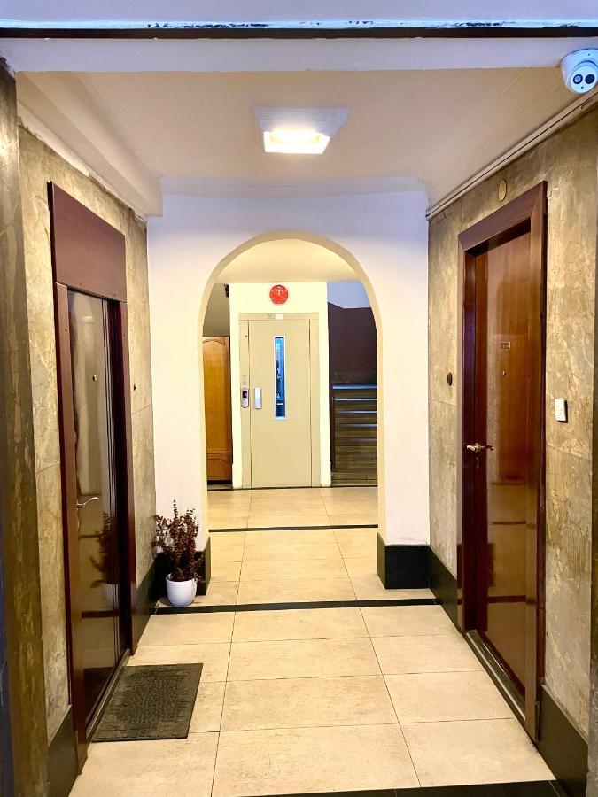 Triangle City Apartment 1 ベオグラード エクステリア 写真