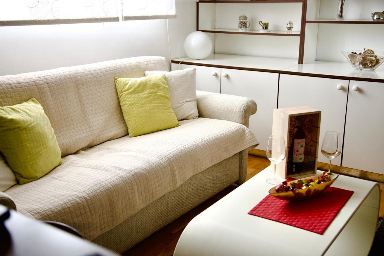 Triangle City Apartment 1 ベオグラード エクステリア 写真